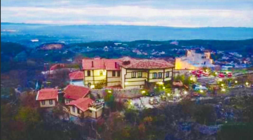 Emiliano Castle Of 2* Krujë